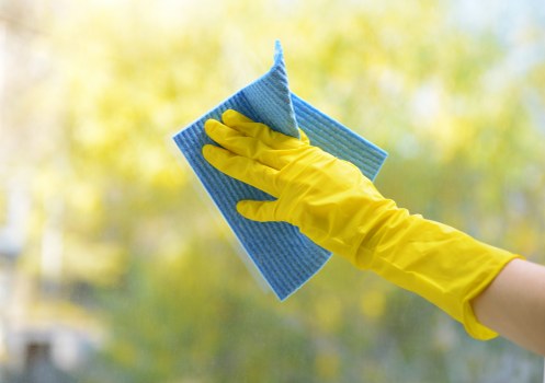 Professional cleaning of shared office surfaces and floors in Kentishtown