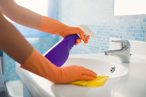 Local cleaners handling a flat deep clean in Kentishtown